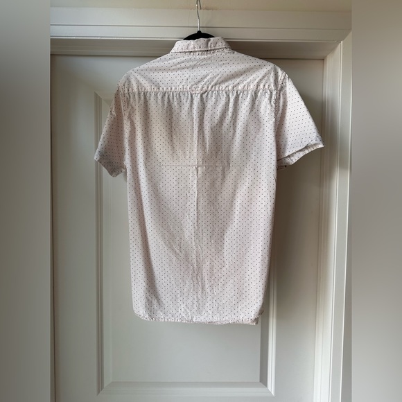 Denim & Flower Men’s Button Up Tee - Picture 2 of 3